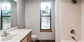 Great Ridgecrest 4 Bedroom Home Gallery 10