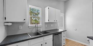 2 Bed/1 Bath Close to Buckley Space Force Gallery 11