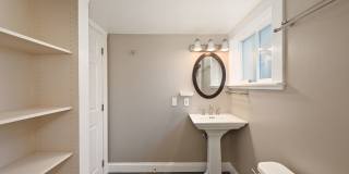 Charming 3 Bedroom/2 Bath Craftsman Home for Lease in Phinney/Greenlake Gallery 34