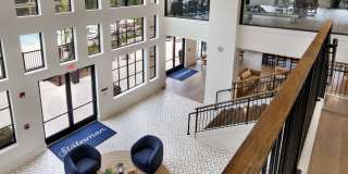 The Statesman Gallery 18