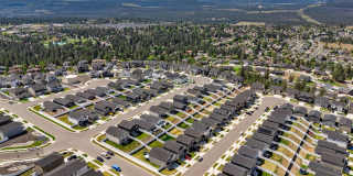 Beautiful 2022 Built Home With Views! Gallery 31