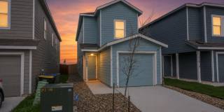 Charming 3BR House in Converse Gallery 1