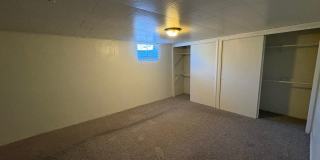 Newly Updated - Spacious 5 Bed 2 Bath Home Gallery 40