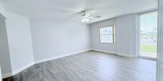 8922 Laguna Lane Gallery 21