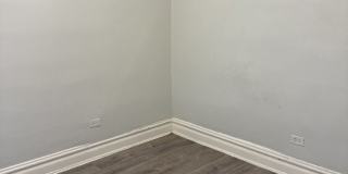 6344 S Eberhart Avenue Gallery 3