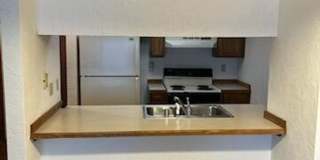 2 Bedroom Eagle River Townhome! Gallery 3