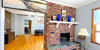 137 Oakland Street Gallery 10