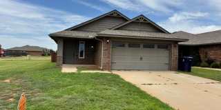 Immaculate 3 bed 2 bath in Mustang Schools, ready for move in on or before July 1st! Immaculate 3 bed 2 bath in Mustang Schools, ready for move in on or before July 1st! Gallery 1