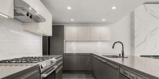 807 N Detroit St Gallery 15