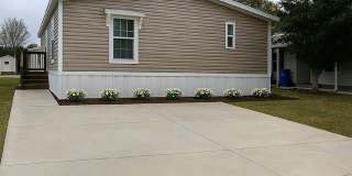 13613 Wesleyan Blvd Gallery 1