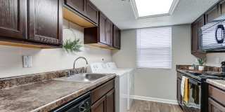 Emerald Square Villas Gallery 12