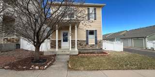 3 Bed 3 bath house in Spring Creek! Gallery 1