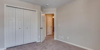 Like new townhome for RENT May 2026 3bd2ba2car garage end unit Gallery 11