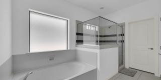 Fully Furnished & Move-In Ready! Gallery 20