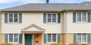 9035 West Swan Circle Gallery 1