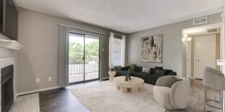 The Manhattan Gallery 11