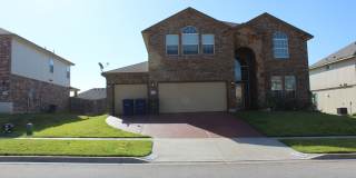 Over 3000 square feet with 3 car garage! Gallery 1