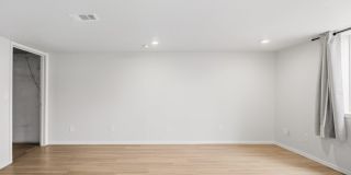 Comfortable Living in a Convenient Location – Charming 3BR 1BA Home at 2403 W Everett Gallery 28