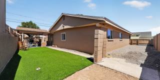 5 bedrooms 3 baths lots of off street parking private yards Gallery 38