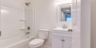Charming 1-bedroom, 1-bath apartment located in the highly sought-after Rosewood area! - Apt 1 Gallery 14