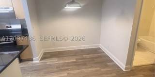 722 NW 103rd Ter Gallery 1