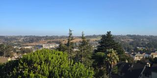 Beautifully Remodeled 3-Bedroom Townhouse with Panoramic Views & 2-Car Garage Gallery 1