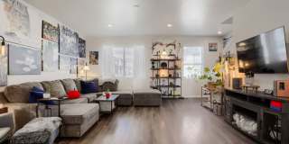 Spacious 3-Bedroom Home with Modern Finishes in North Broomfield Gallery 4