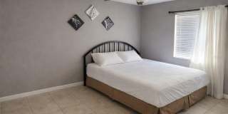 6115 N ALBANY AVENUE Gallery 14