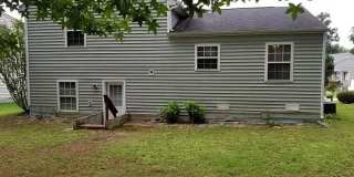 Room in 4 Bedroom Home at Reynard Ct Room in 4 Bedroom Home at Reynard Ct Gallery 10