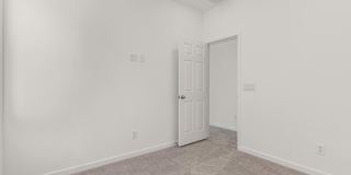 1935 N Marketside Ave Gallery 24