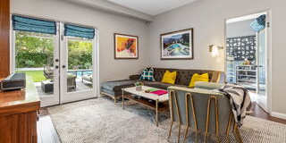 653 South Citrus Avenue Gallery 10