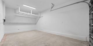 715 SE 15th St Gallery 9