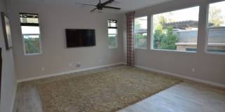 4BD+Loft/3Bathrooms, Sea Glass Blue Strand Gallery 6