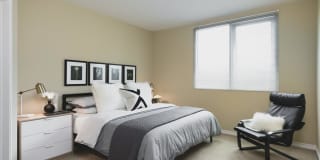 Wilshire Vermont Gallery 13