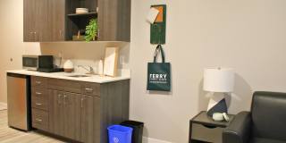Ferry Street Flats Gallery 40