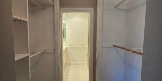 A Fabulous 3 Bedroom Townhome Centrally located. Gallery 28
