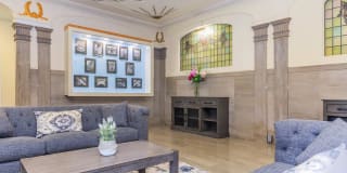 278 Main Street Gallery 6