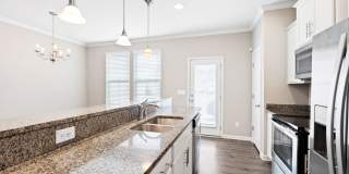 Modern Elegance in Brightleaf: 3-Bedroom Townhouse with Amenities Galore Gallery 22