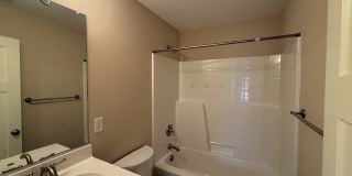 Charming 3-Bedroom Townhome in Poquoson Gallery 16