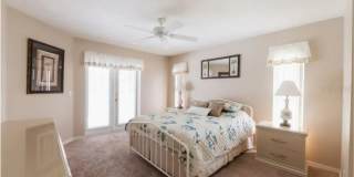 $5,495/month -- Beautifully Furnished Pool Home Seasonal Rental ** Lakefront Views ** Just minutes from Manasota Key Beach $5,495/month -- Beautifully Furnished Pool Home Seasonal Rental ** Lakefront Views ** Just minutes from Manasota Key Beach Gallery 22