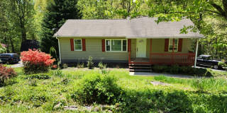 Mills River Rental! - Bonus spaces! Gallery 1