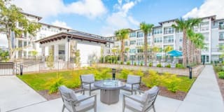 Overture Daniel Island Age 55+ Apartment Homes Gallery 43