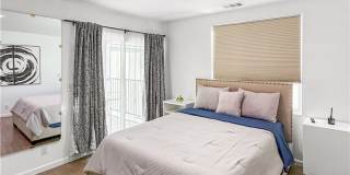 1521 W 37th Place Gallery 29