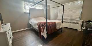 Stunning 3-Bed Twin Home in Lansdowne! Available May 1st! Gallery 15