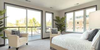 Ventana Gallery 63