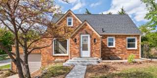 Charming 3 Bedroom Home in Convenient Omaha Location Gallery 1