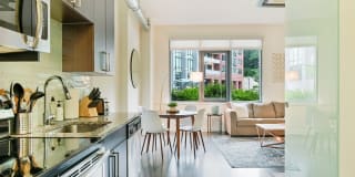 DelRay Tower Apartments Gallery 1