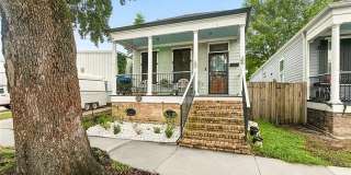 2053 JACKSON Avenue Gallery 1