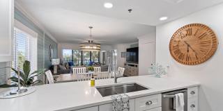 275 Palm Avenue Gallery 6