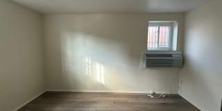 Gross Street Gallery 79